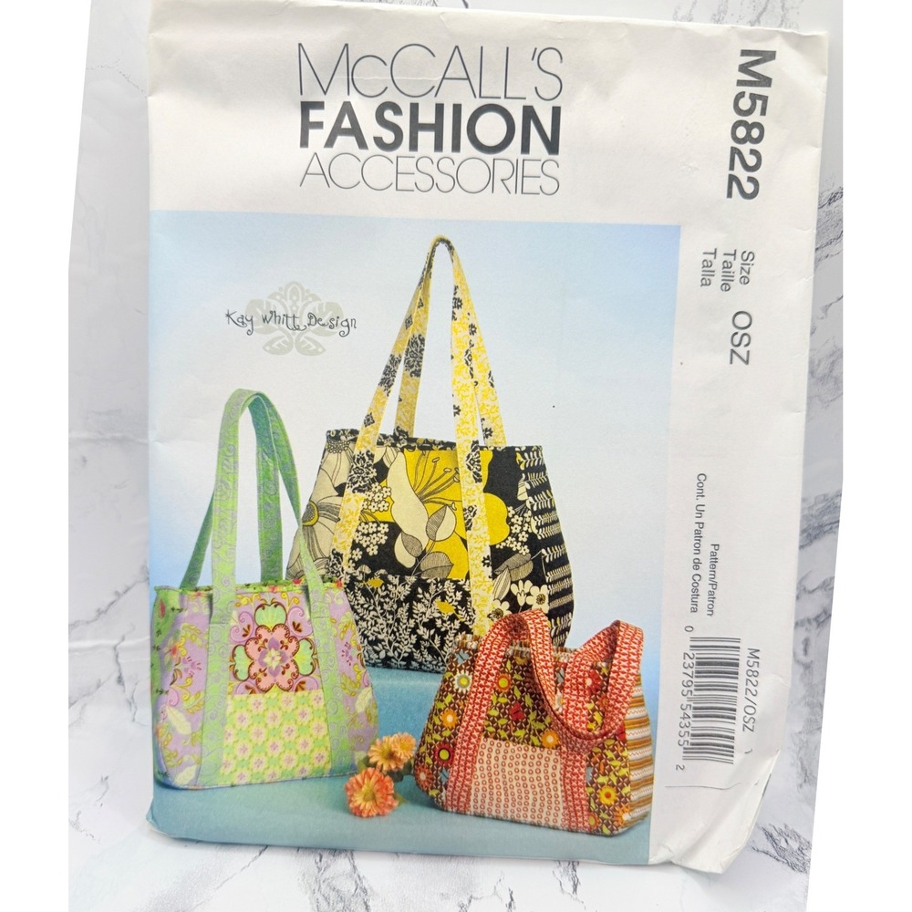 Kay Whitt Design McCalls Pattern M5822 New uncut handbag patterns